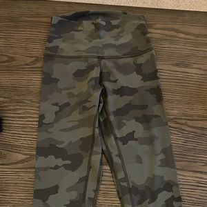 Lululemon leggings